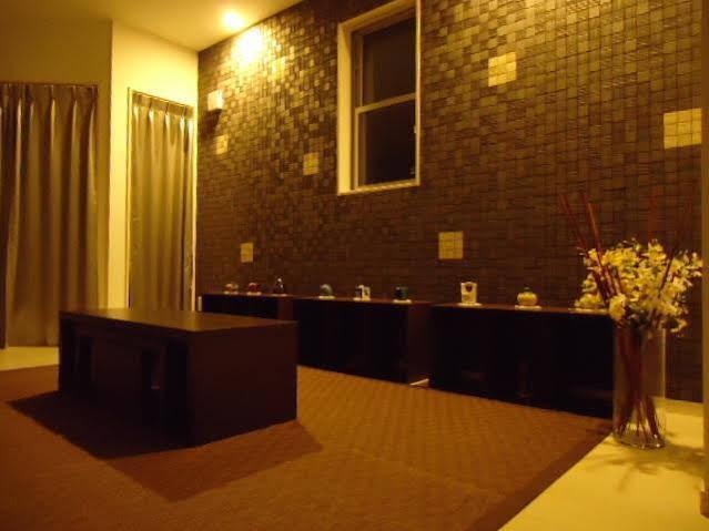 Guest House Ochakare Kanazawa Exterior photo